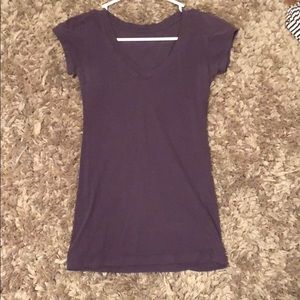 Slim purple T-shirt